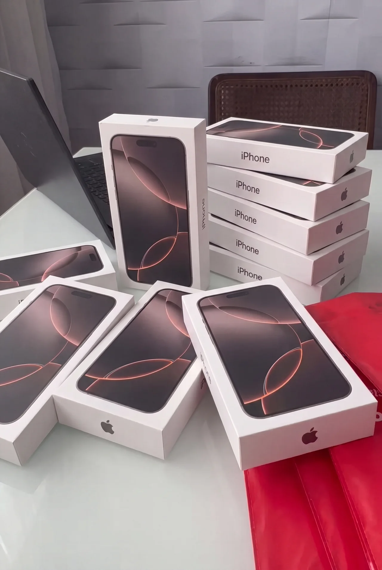 Dispositivos celulares integrados ao sistema de locação